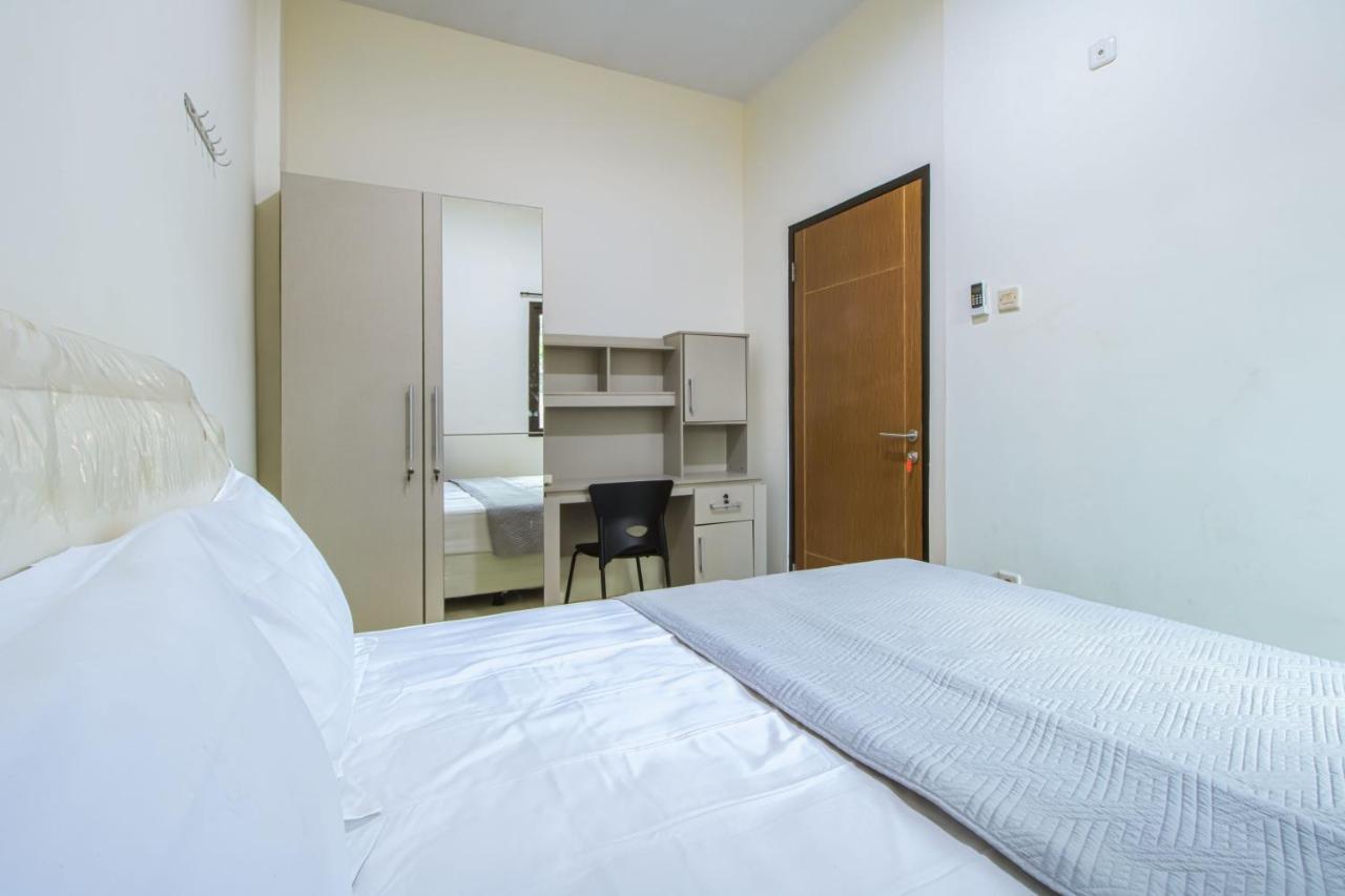 Karana House Syariah Hotell Melati Eksteriør bilde