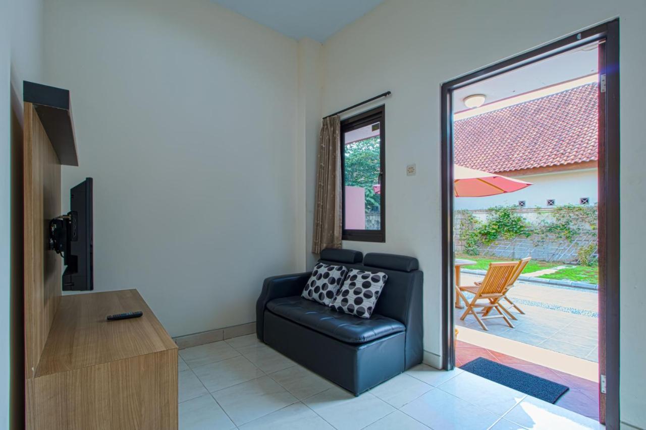 Karana House Syariah Hotell Melati Eksteriør bilde